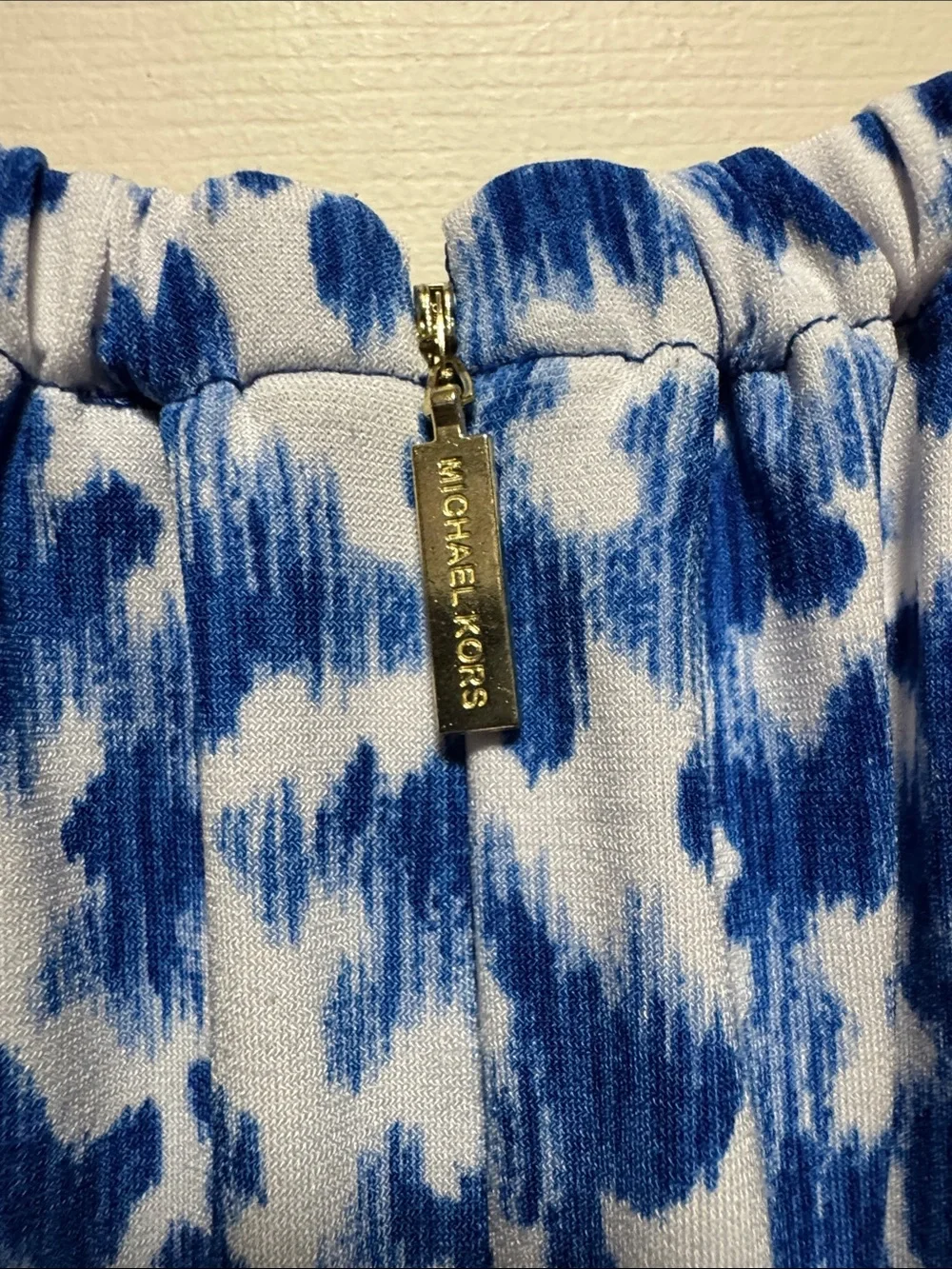 MICHAEL Michael Kors Blue & White Abstract Printed Dress - Picture 3 of 7